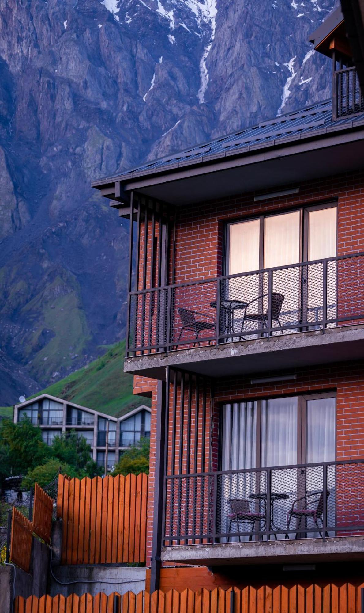 Devdaraki Apartments Stepantsminda Exterior photo